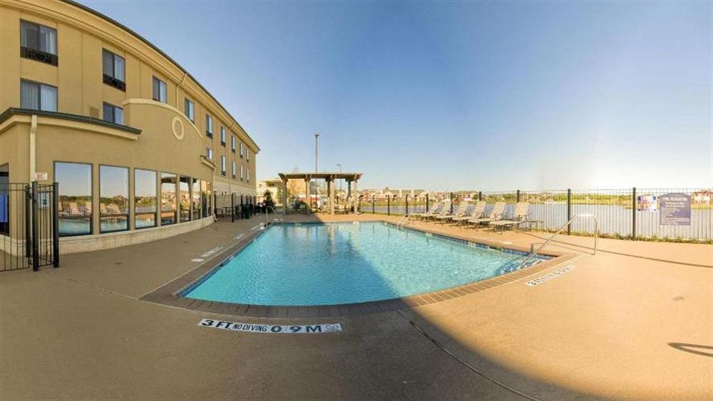 Holiday Inn Express Hotel & Suites Wichita Falls, An Ihg Hotel Exterior foto